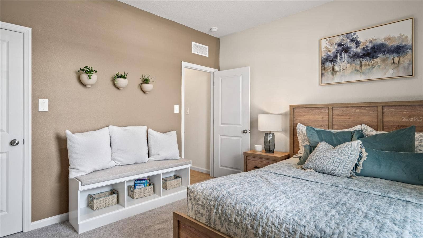 5755 MEADS BAY POND ROAD, Kissimmee, FL 34758 5755 MEADS BAY POND ROAD, Kissimmee, FL 34758