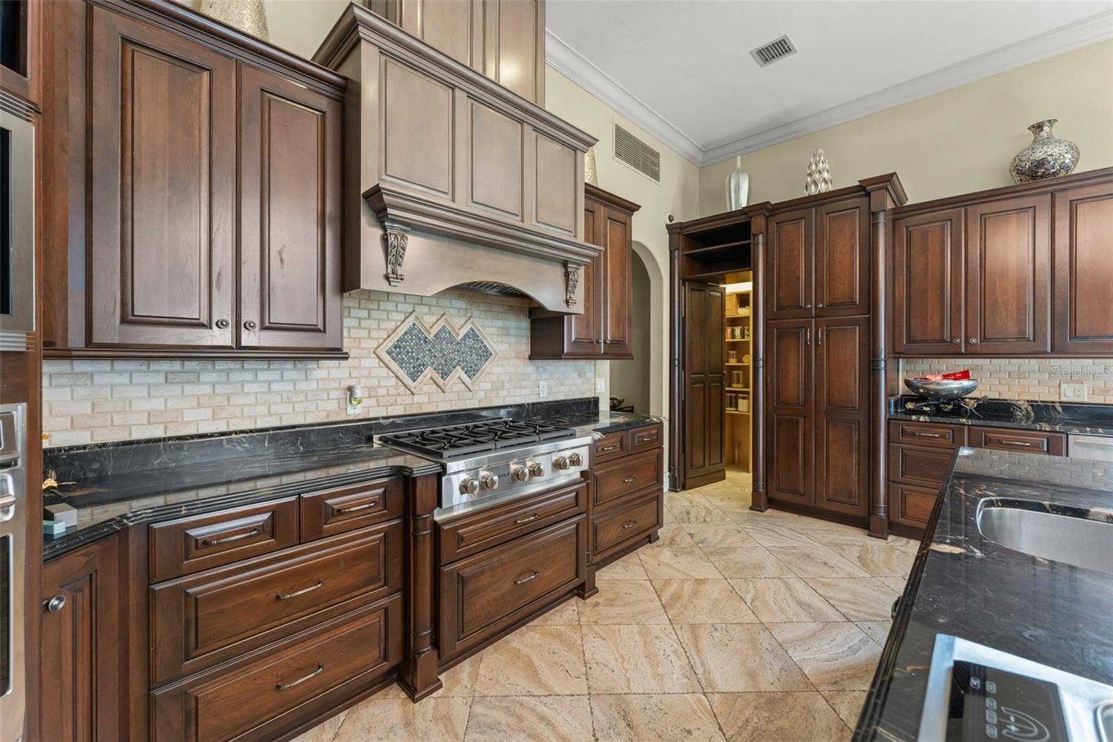 11103 BRIDGE HOUSE ROAD, Windermere, FL 34786 11103 BRIDGE HOUSE ROAD, Windermere, FL 34786