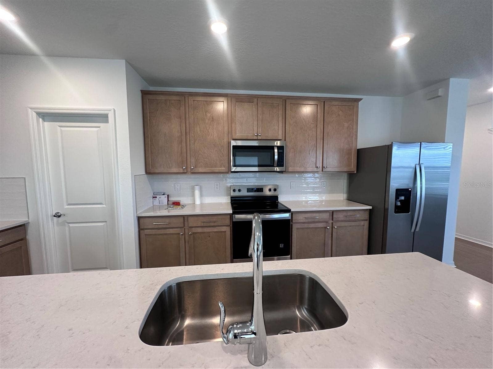 4681 SUNNY CITRUS LANE, Clermont, FL 34714 4681 SUNNY CITRUS LANE, Clermont, FL 34714