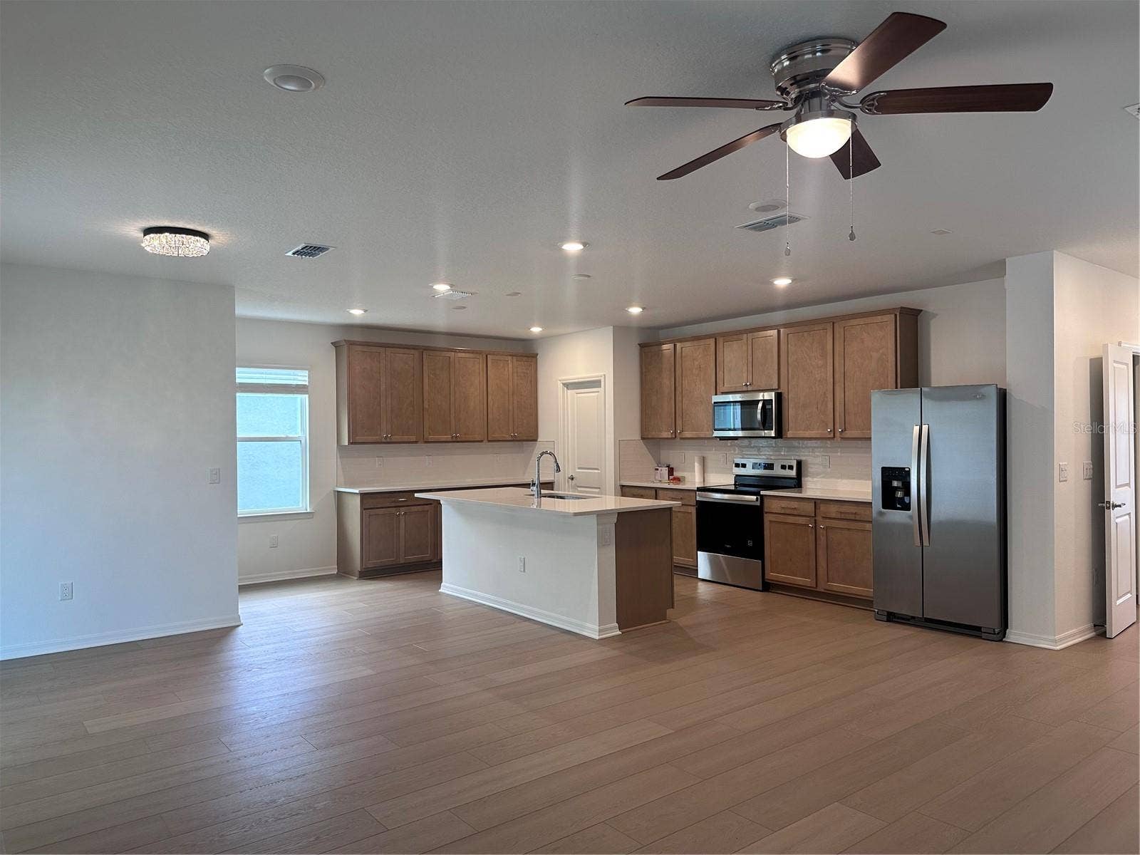 4681 SUNNY CITRUS LANE, Clermont, FL 34714 4681 SUNNY CITRUS LANE, Clermont, FL 34714