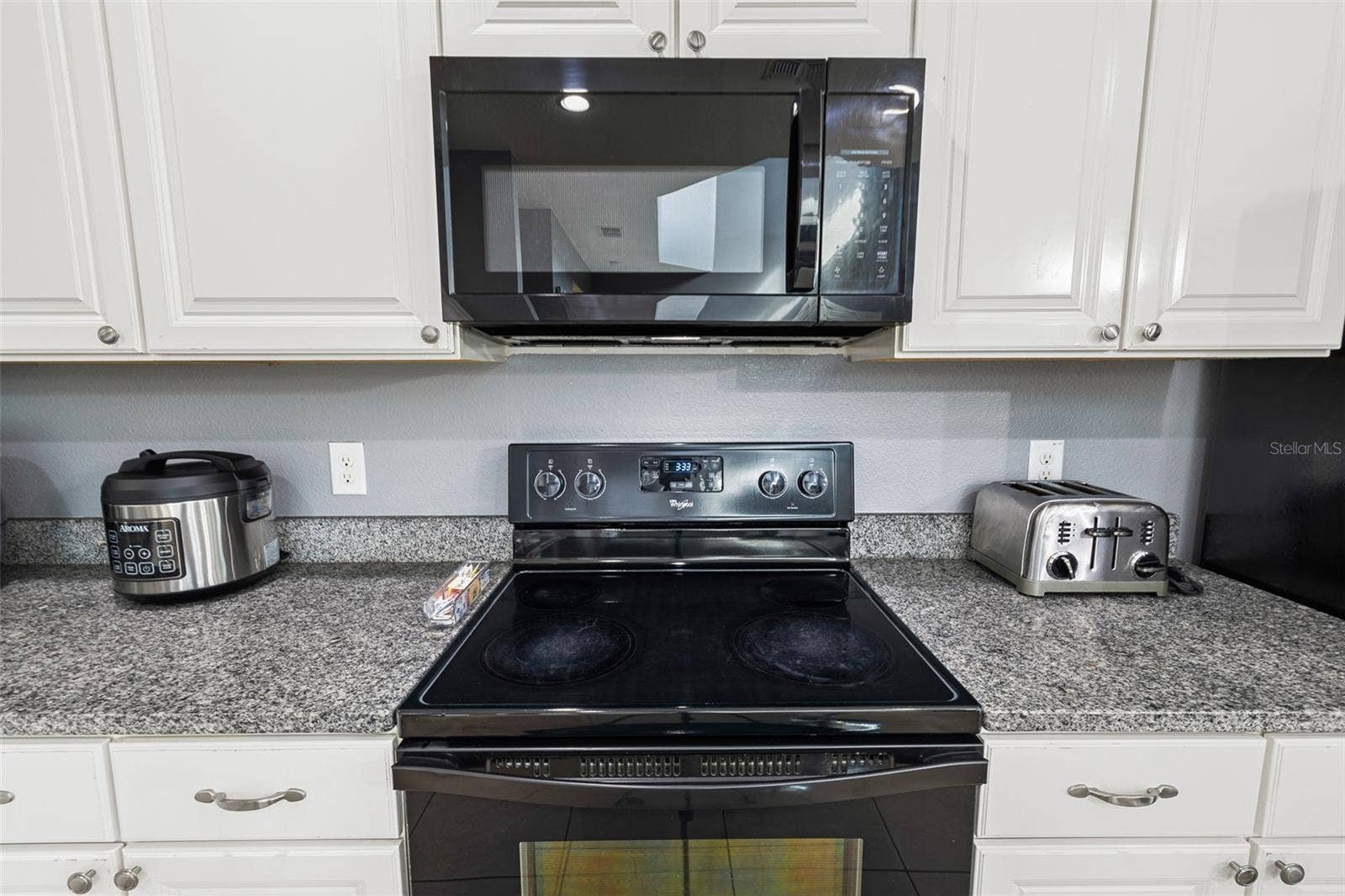 5221 OAKBOURNE AVENUE, Davenport, FL 33837 5221 OAKBOURNE AVENUE, Davenport, FL 33837