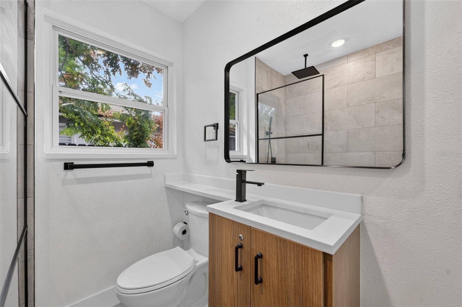 1741 LYNDALE BOULEVARD, Maitland, FL 32751 Bathroom 2