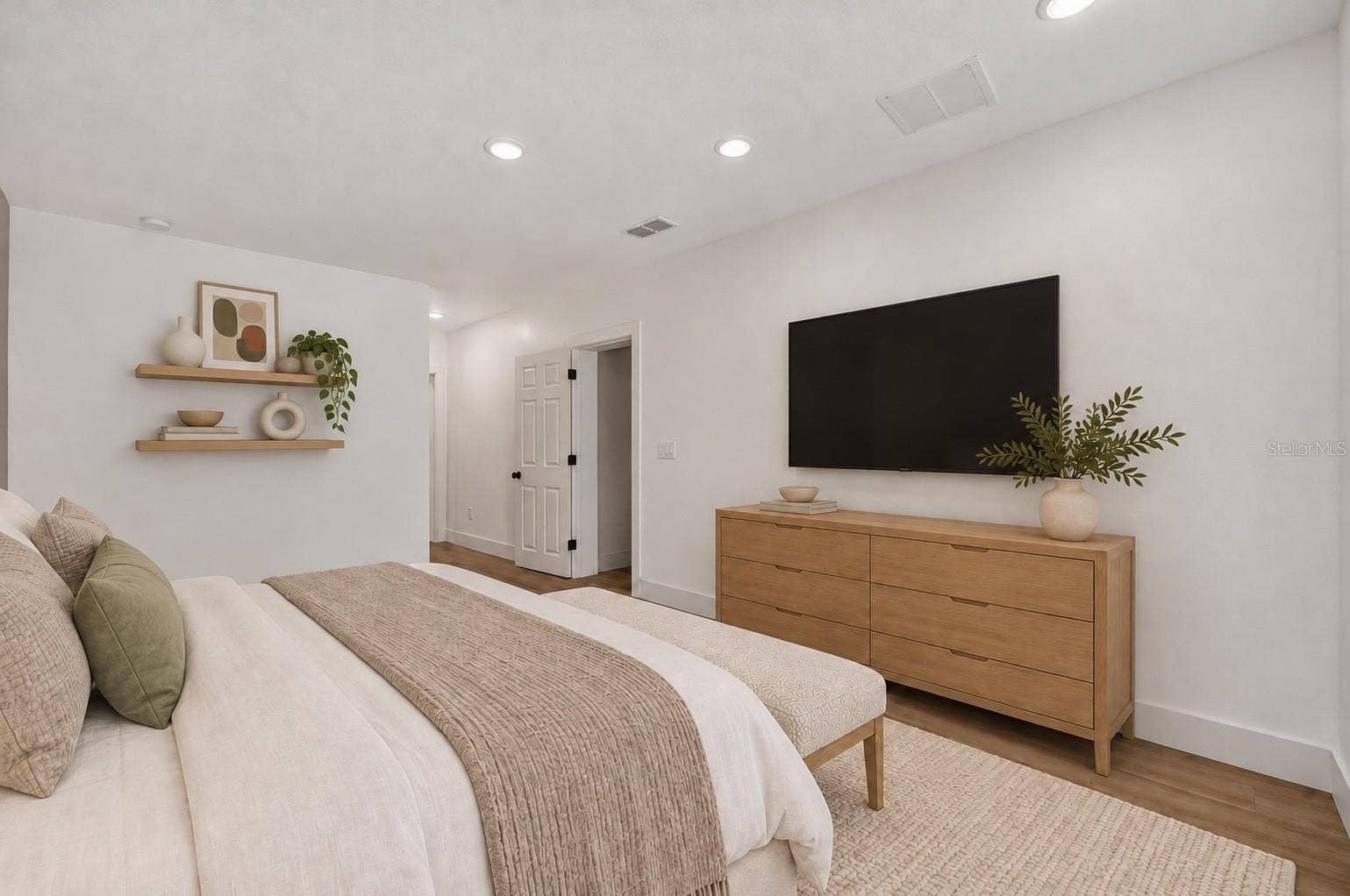 1741 LYNDALE BOULEVARD, Maitland, FL 32751 Primary Bedroom - Virtually Sataged