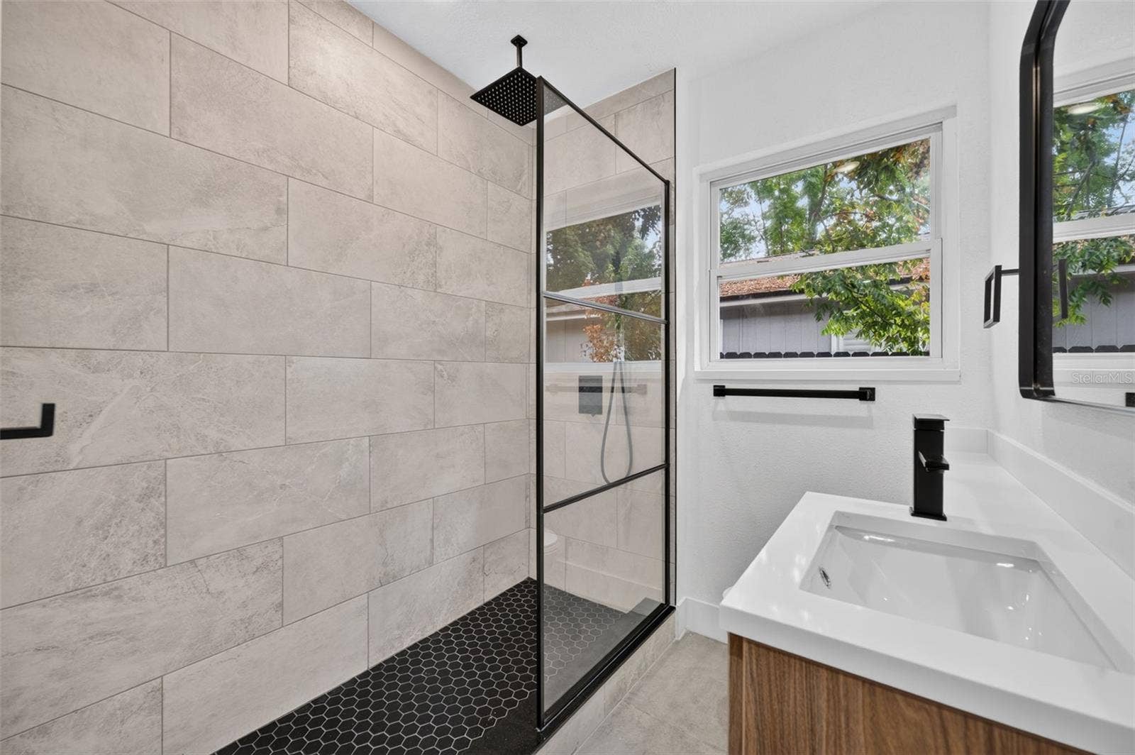 1741 LYNDALE BOULEVARD, Maitland, FL 32751 Bathroom 2