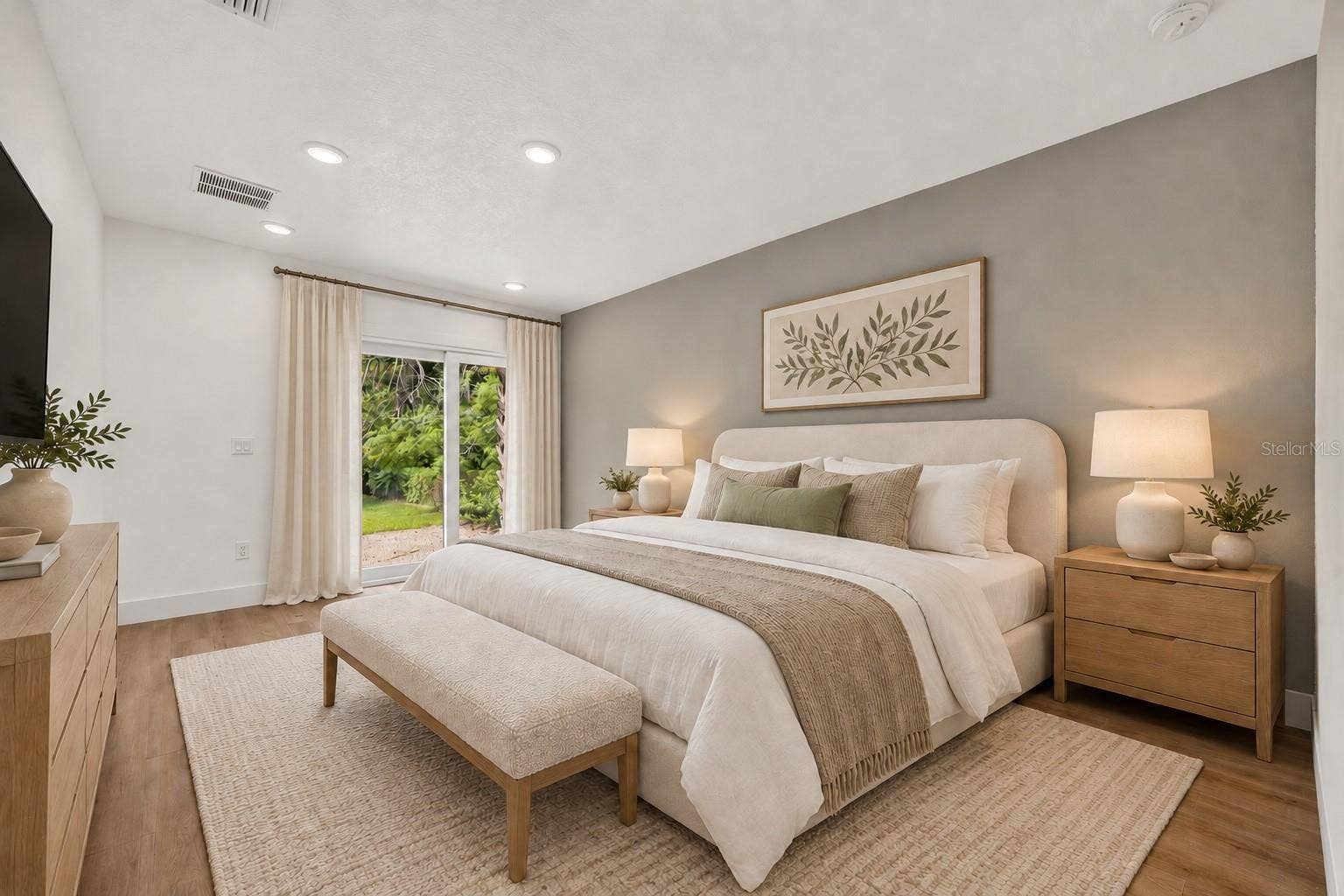 1741 LYNDALE BOULEVARD, Maitland, FL 32751 Primary Bedroom - Virtually Sataged