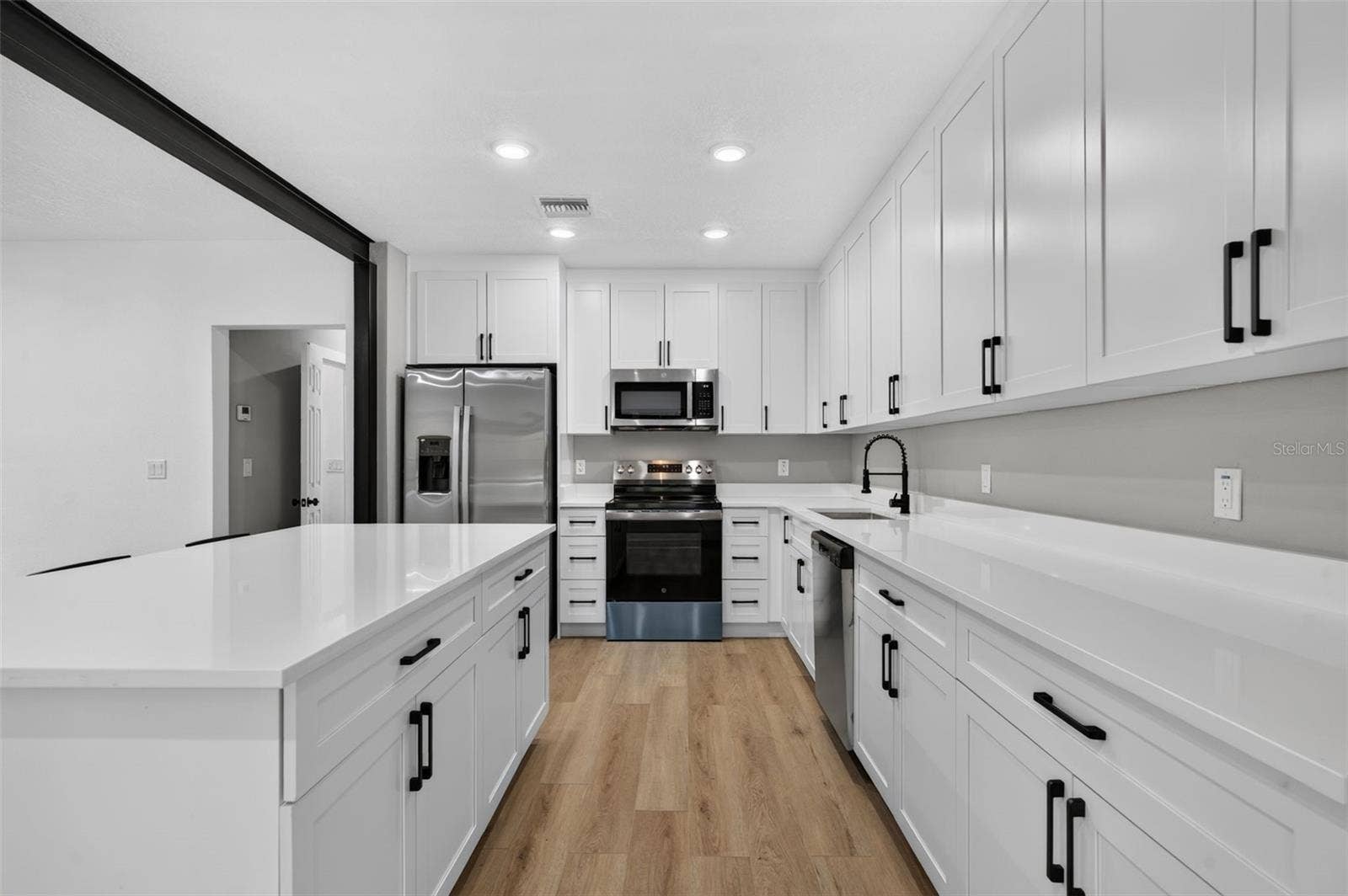 1741 LYNDALE BOULEVARD, Maitland, FL 32751 Kitchen