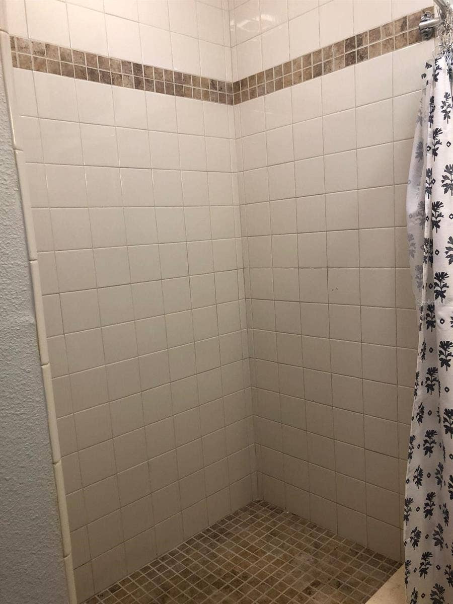 6380 RALEIGH STREET, #2101, Orlando, FL 32835 6380 RALEIGH STREET, #2101, Orlando, FL 32835
