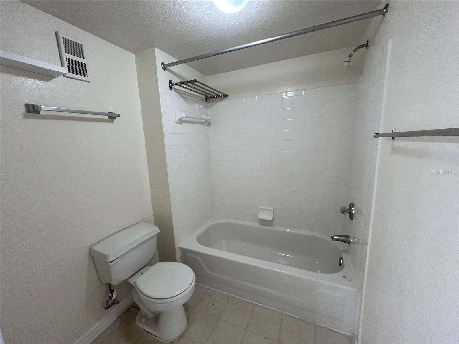 7360 WESTPOINTE BOULEVARD, #116, Orlando, FL 32835 7360 WESTPOINTE BOULEVARD, #116, Orlando, FL 32835