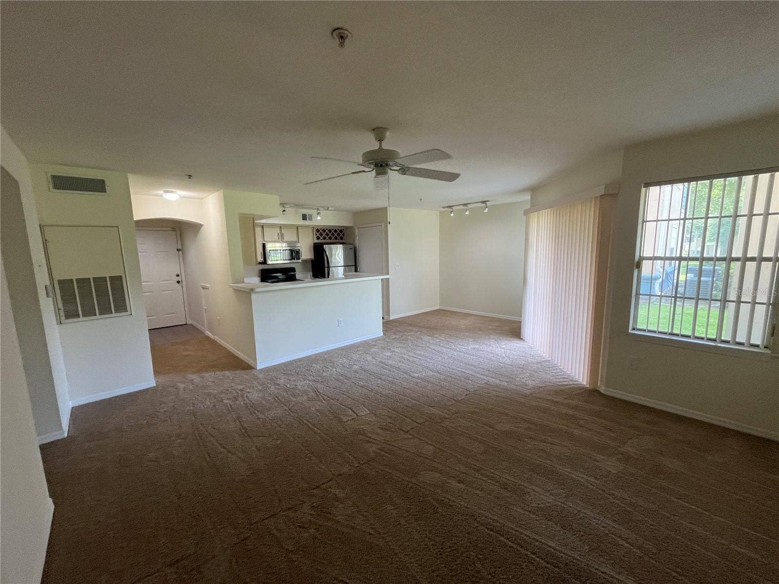 7360 WESTPOINTE BOULEVARD, #116, Orlando, FL 32835 7360 WESTPOINTE BOULEVARD, #116, Orlando, FL 32835
