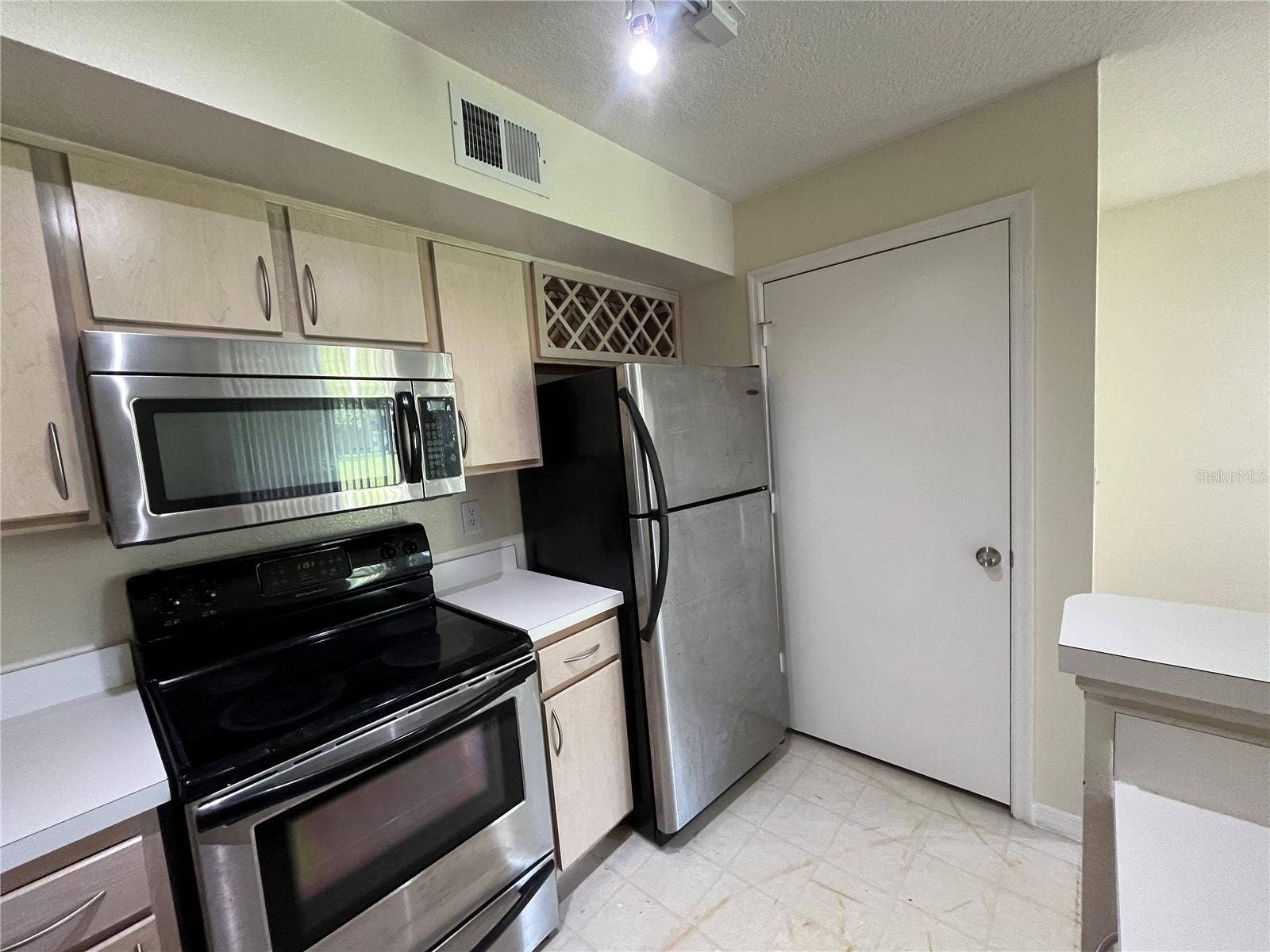 7360 WESTPOINTE BOULEVARD, #116, Orlando, FL 32835 7360 WESTPOINTE BOULEVARD, #116, Orlando, FL 32835