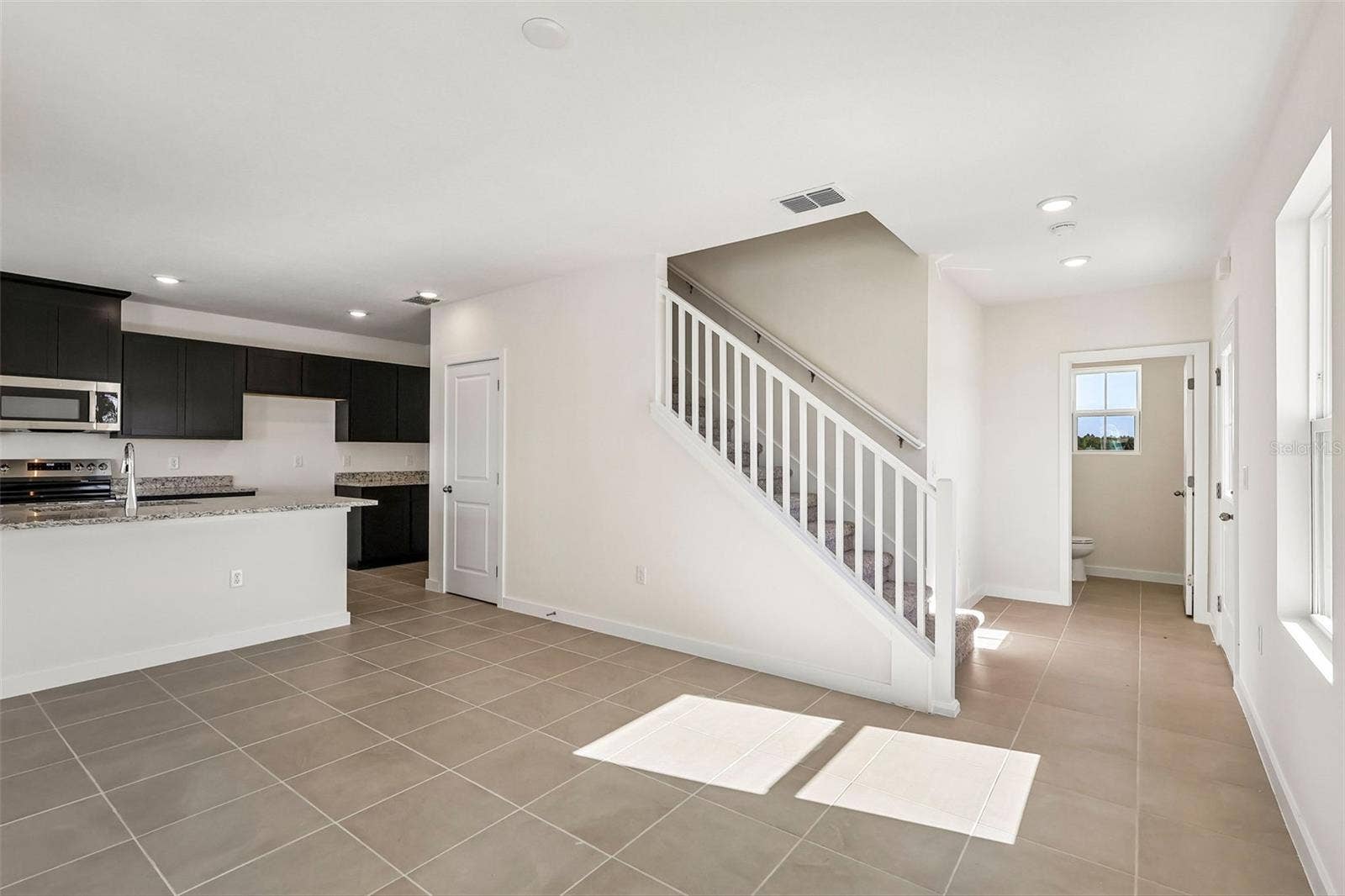 2732 MEADOW CREST DRIVE, St Cloud, FL 34773 2732 MEADOW CREST DRIVE, St Cloud, FL 34773