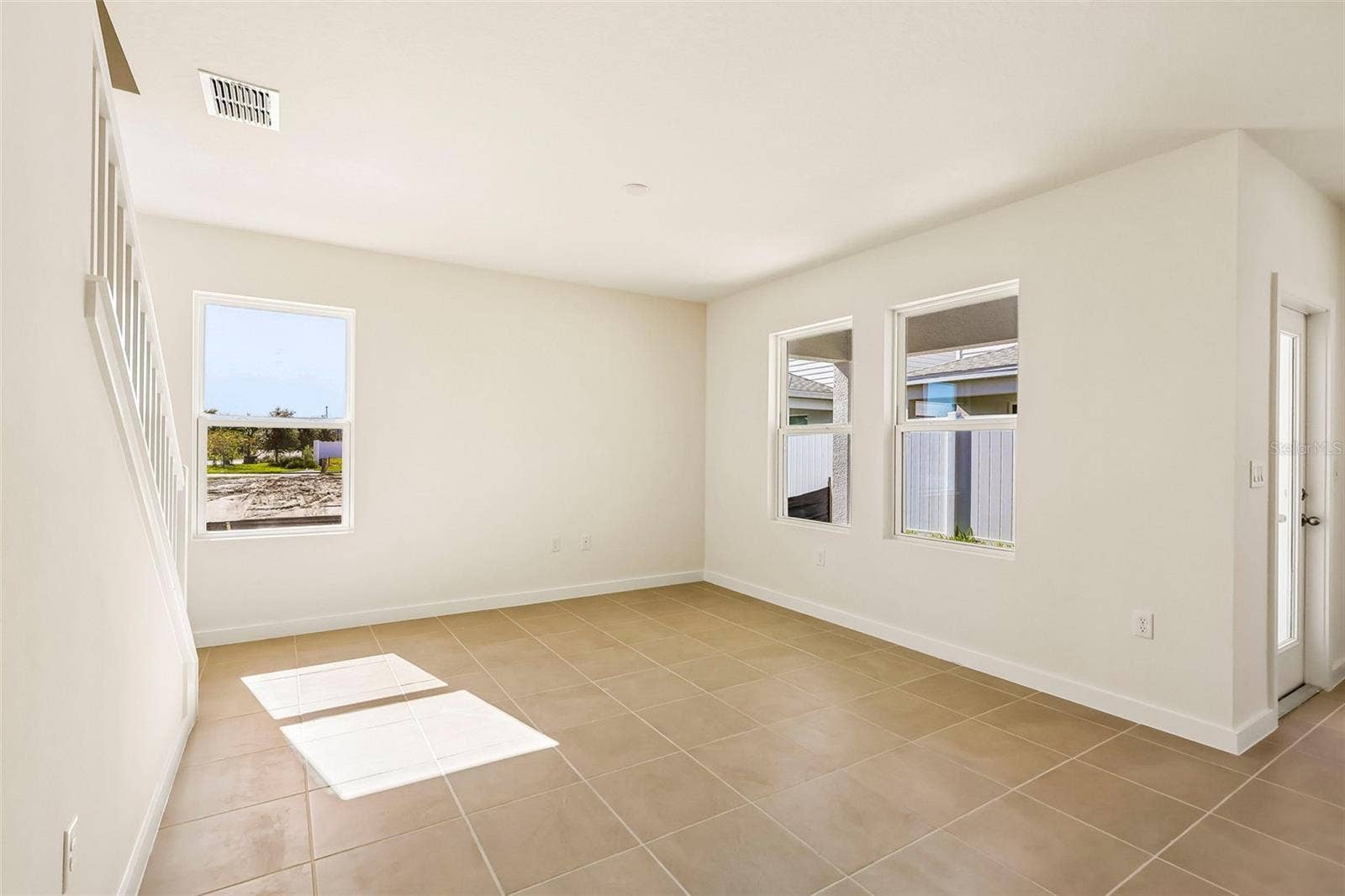 2732 MEADOW CREST DRIVE, St Cloud, FL 34773 2732 MEADOW CREST DRIVE, St Cloud, FL 34773