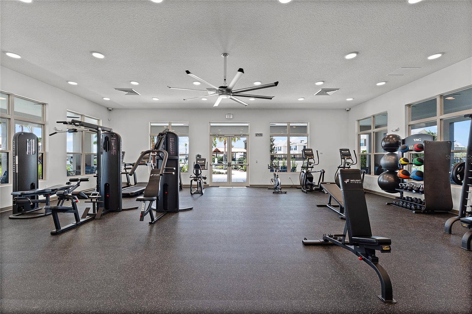 1904 SOUTHBURY DRIVE, Kissimmee, FL 34744