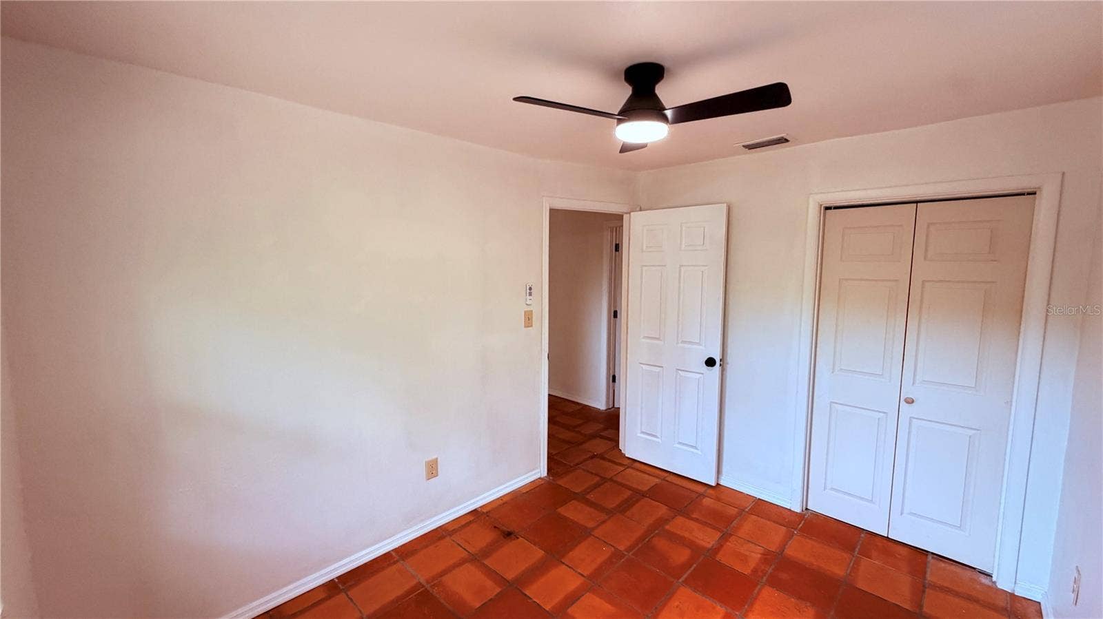 31061 LOCHMORE CIRCLE, Mount Plymouth, FL 32776 31061 LOCHMORE CIRCLE, Mount Plymouth, FL 32776