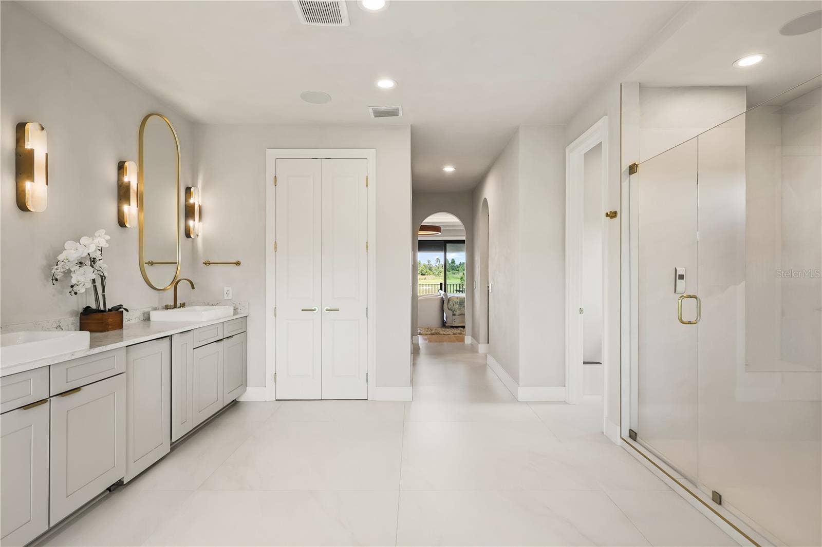 15633 PANTHER LAKE DRIVE, Winter Garden, FL 34787 Primary Spa Bath