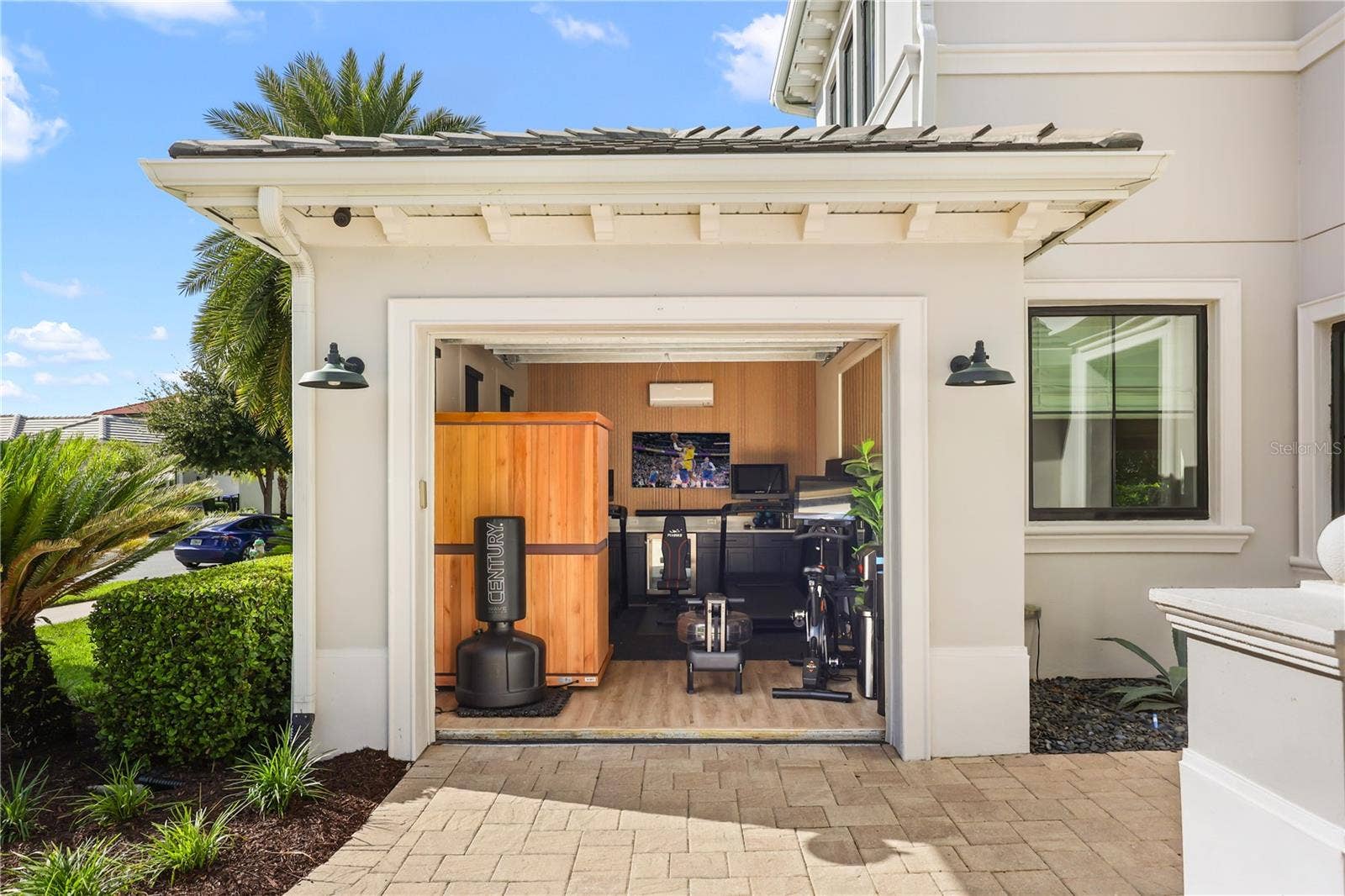 15633 PANTHER LAKE DRIVE, Winter Garden, FL 34787 Full Private GYM with climate control