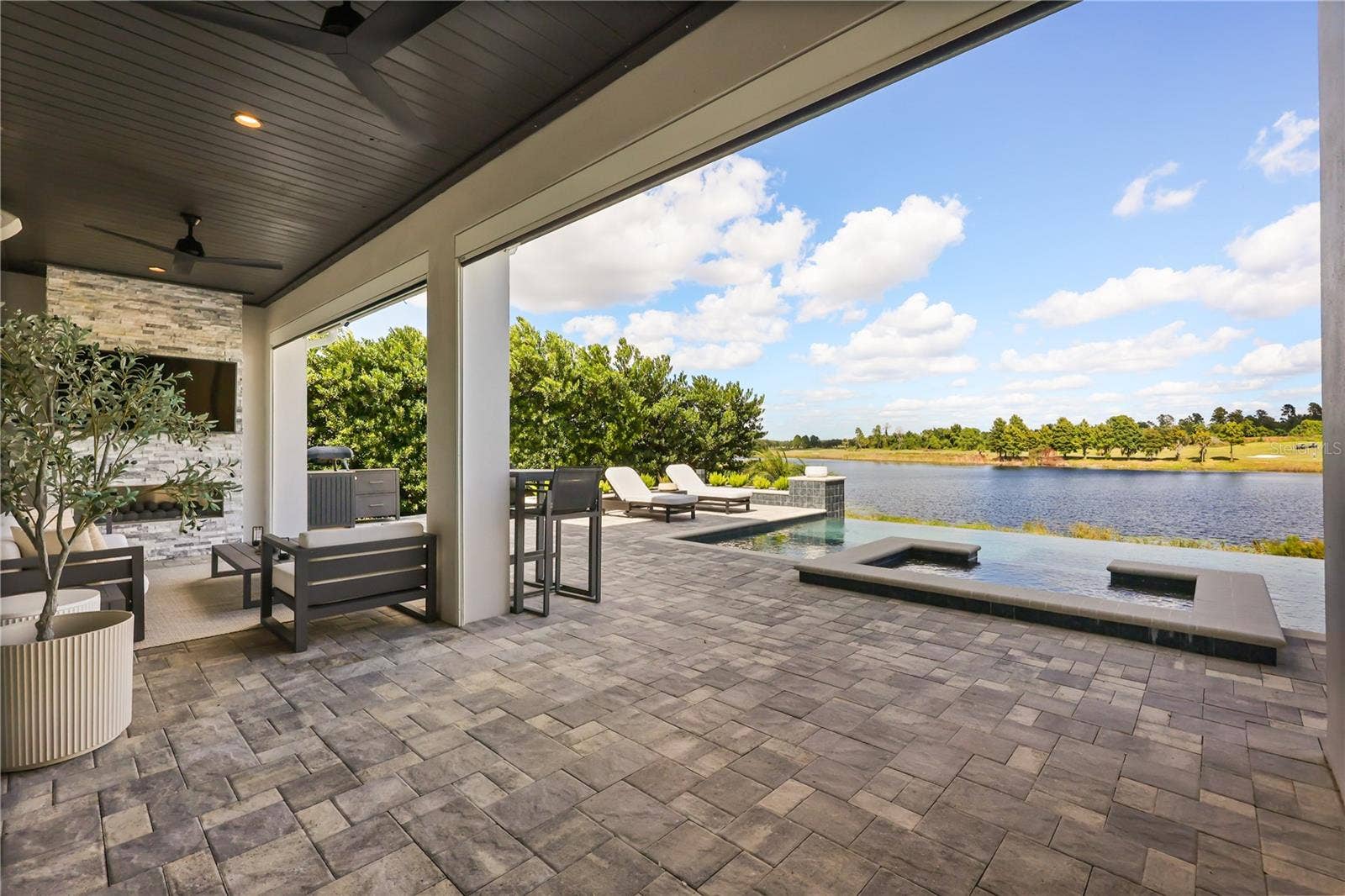 15633 PANTHER LAKE DRIVE, Winter Garden, FL 34787 Lanai