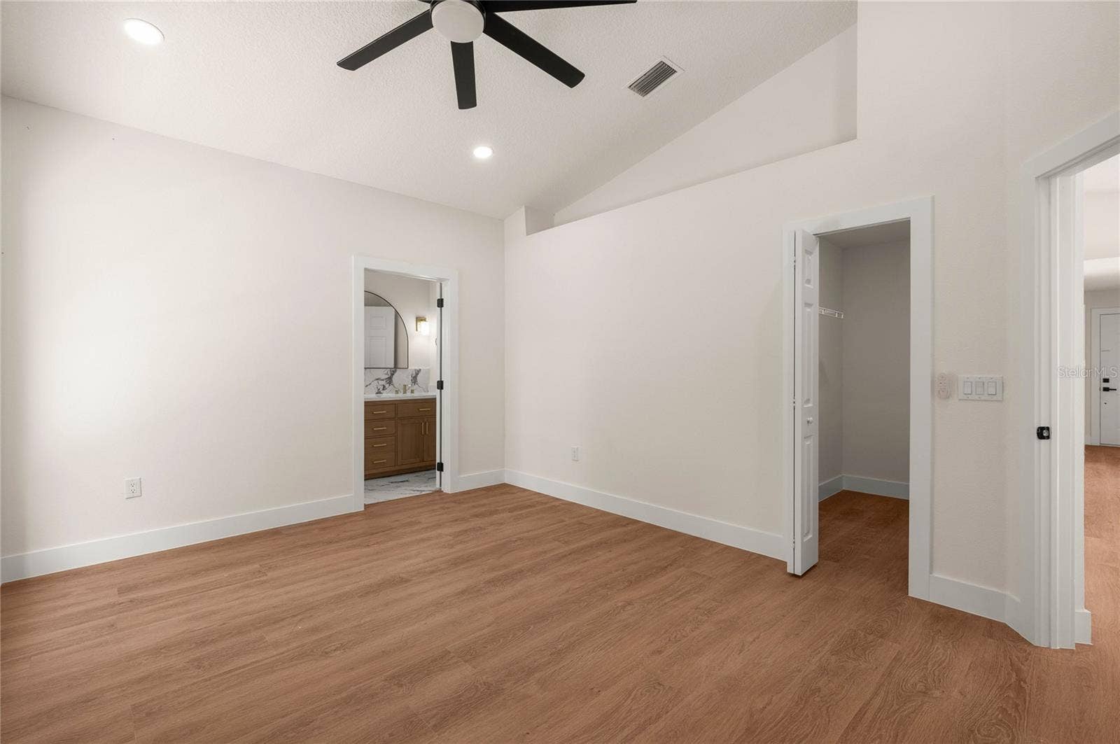 2810 PALM ISLE WAY, Orlando, FL 32829 2810 PALM ISLE WAY, Orlando, FL 32829