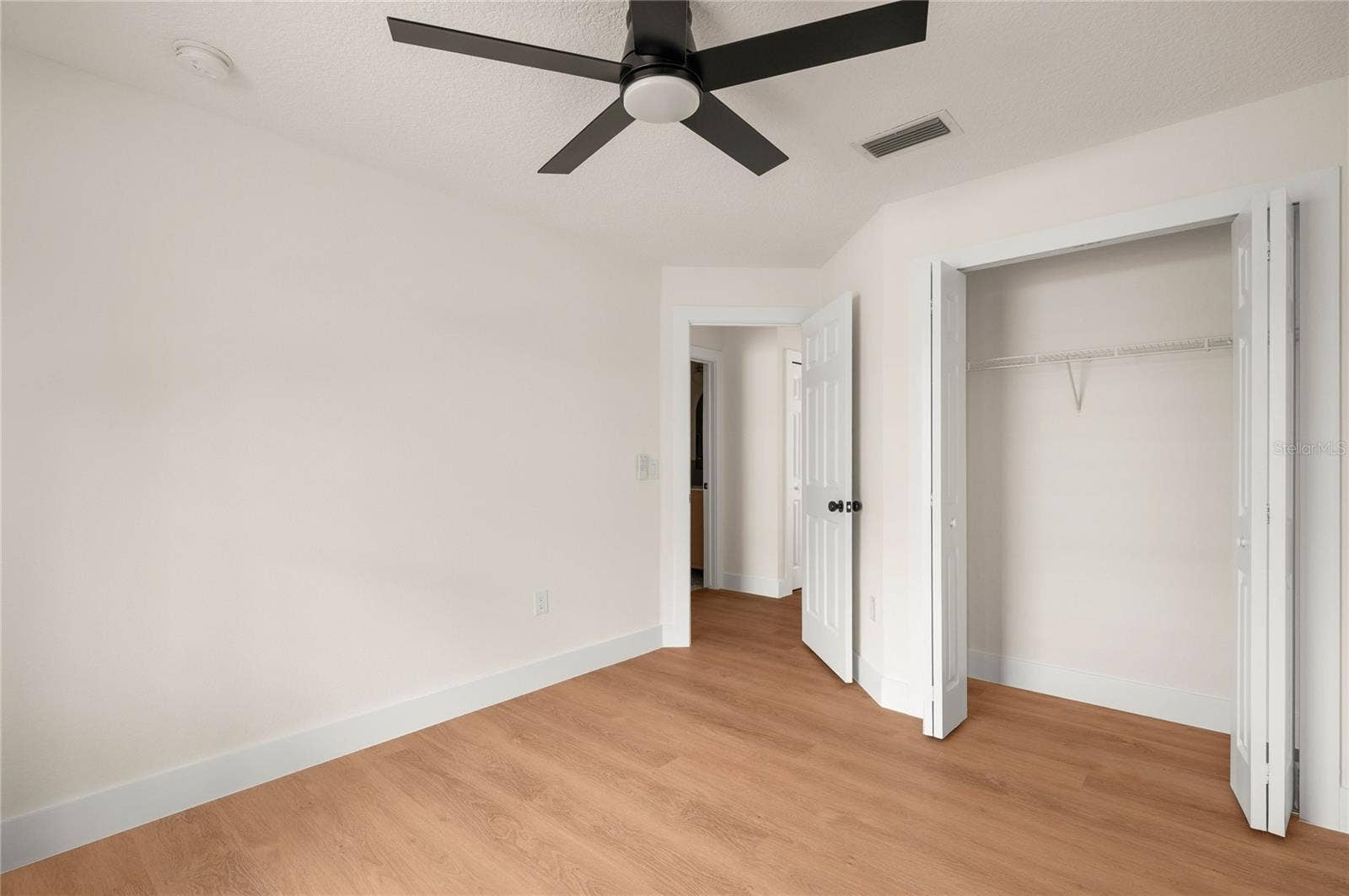 2810 PALM ISLE WAY, Orlando, FL 32829 2810 PALM ISLE WAY, Orlando, FL 32829