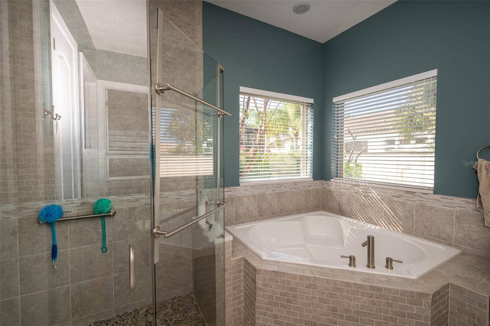 7230 SANGALLA DRIVE, Windermere, FL 34786 7230 SANGALLA DRIVE, Windermere, FL 34786