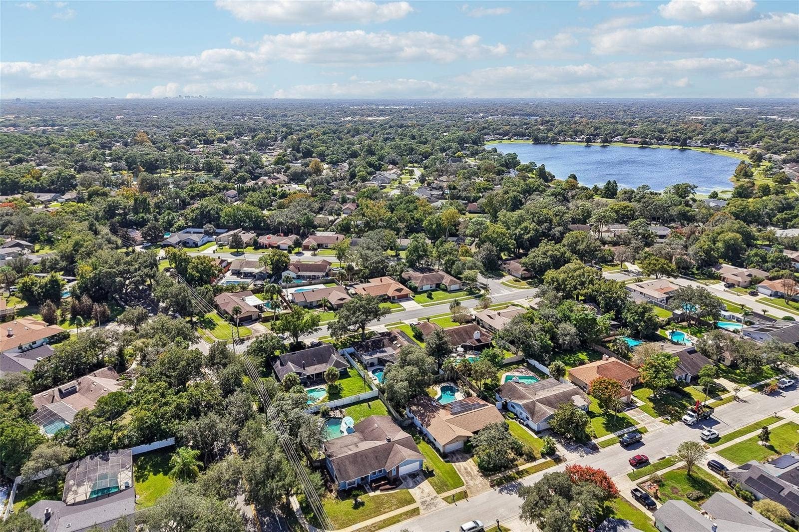 206 HARROGATE PLACE, Longwood, FL 32779 Corner lot, close to a variety of parks and lakes.