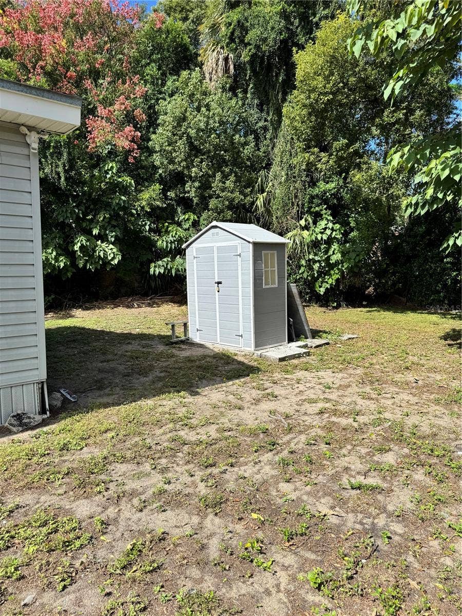 15 W 15TH STREET, Apopka, FL 32703