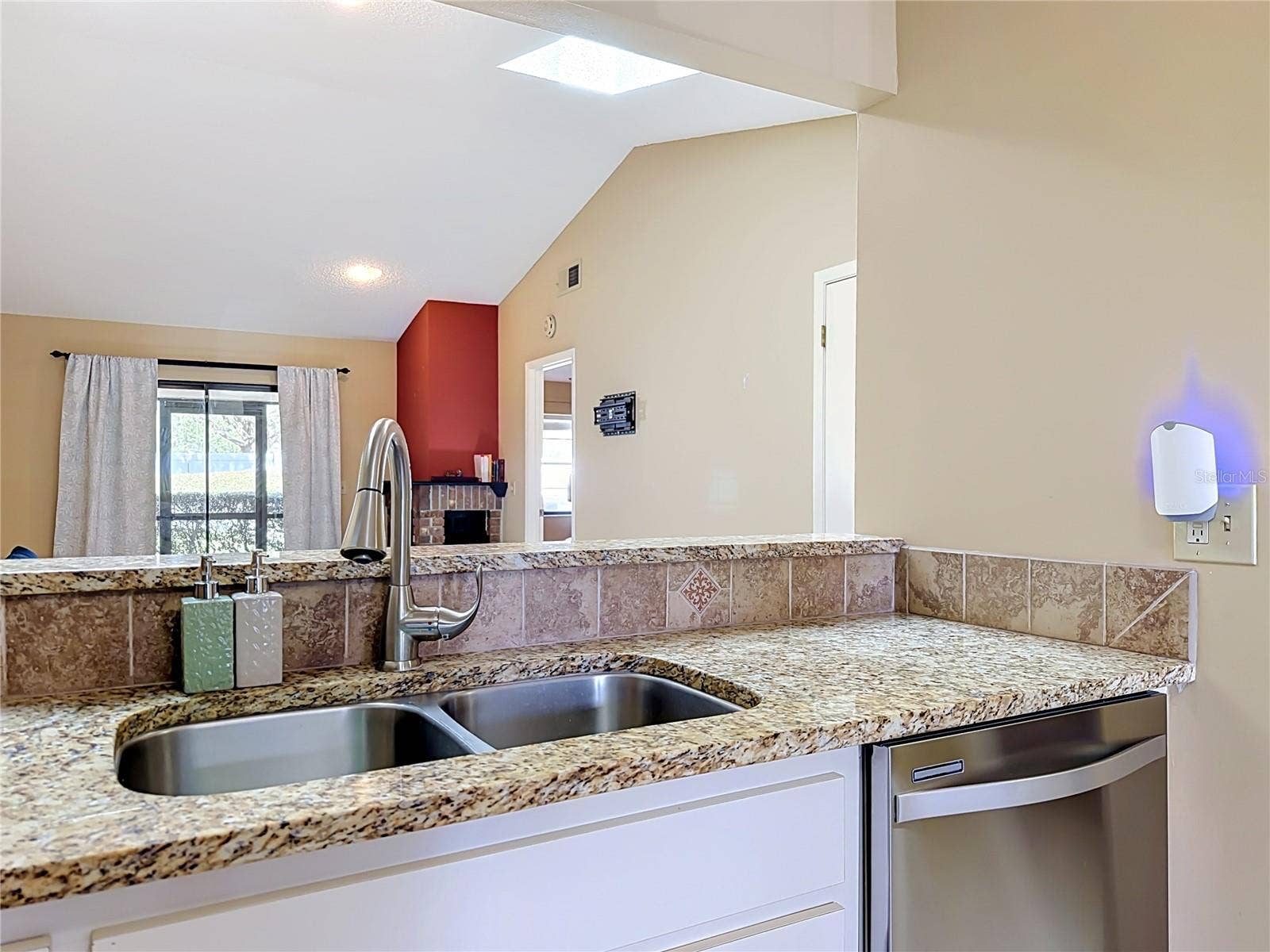 3881 VILLA ROSE LANE, Orlando, FL 32808
