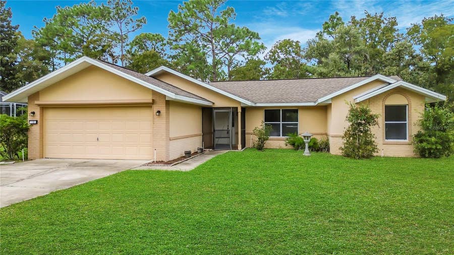 Property photo for 11 CARNATION COURT E, Homosassa, FL
