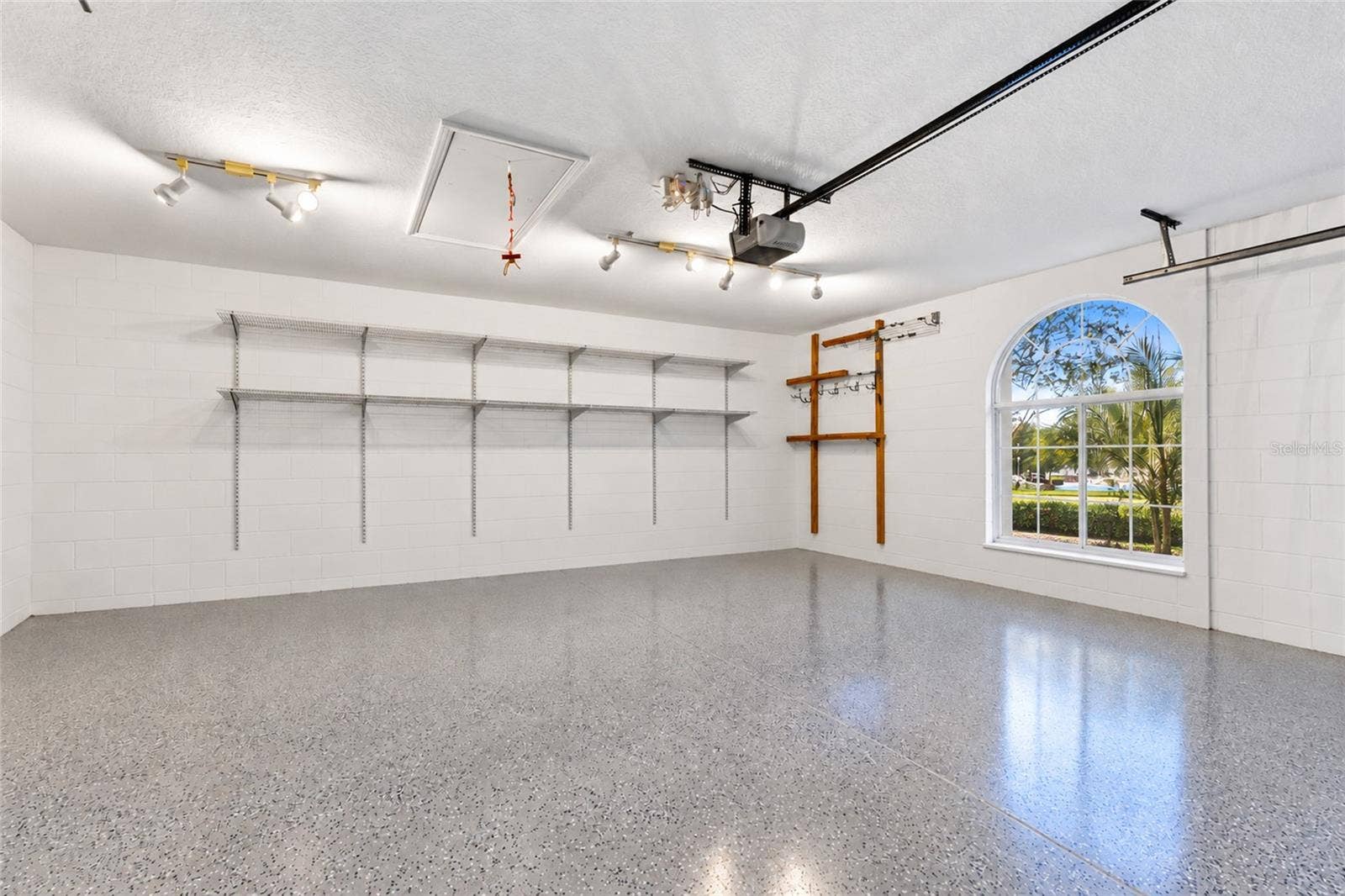 987 PRINCETON DRIVE, Clermont, FL 34711 987 PRINCETON DRIVE, Clermont, FL 34711