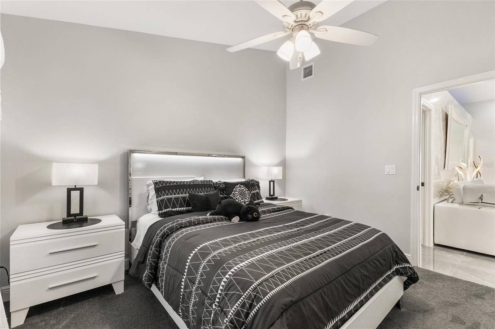 987 PRINCETON DRIVE, Clermont, FL 34711 987 PRINCETON DRIVE, Clermont, FL 34711