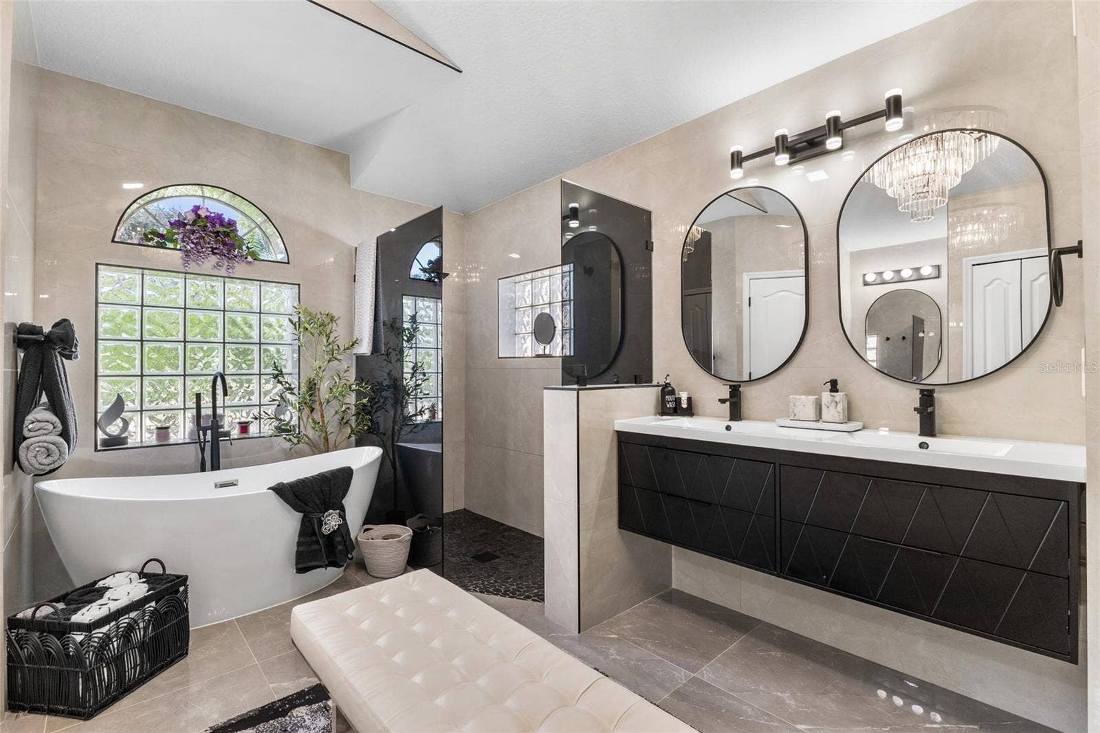 987 PRINCETON DRIVE, Clermont, FL 34711 987 PRINCETON DRIVE, Clermont, FL 34711