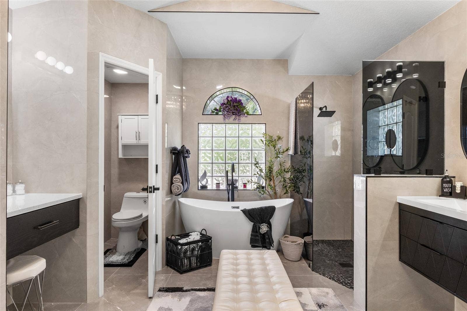 987 PRINCETON DRIVE, Clermont, FL 34711 987 PRINCETON DRIVE, Clermont, FL 34711