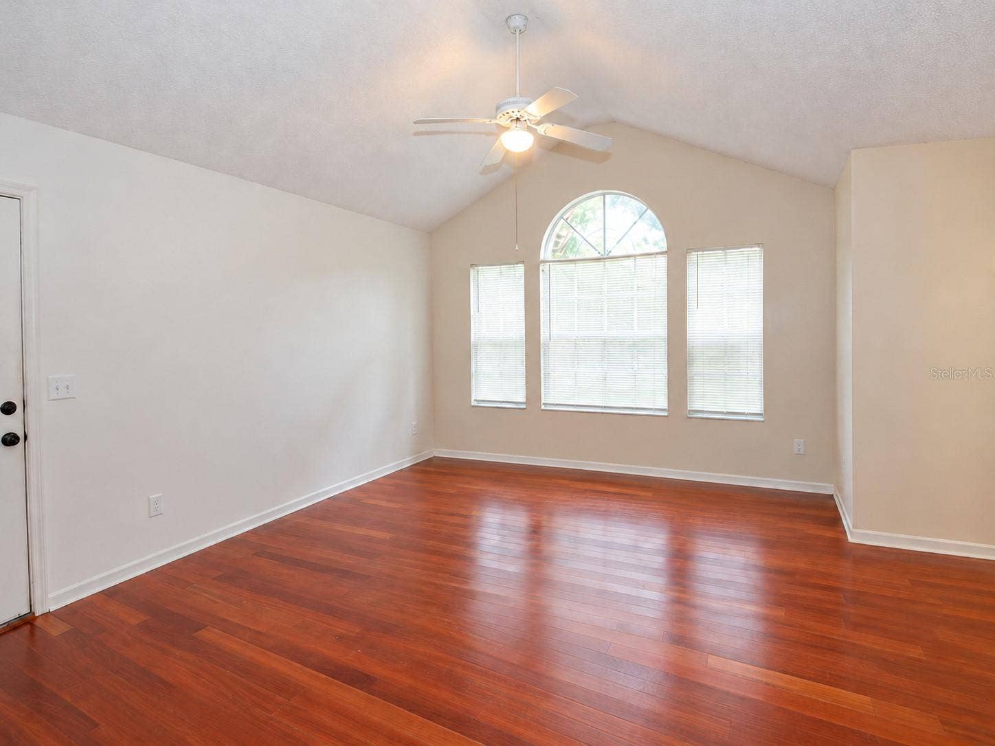 1021 S HIAWASSEE ROAD, #3927, Orlando, FL 32835 1021 S HIAWASSEE ROAD, #3927, Orlando, FL 32835