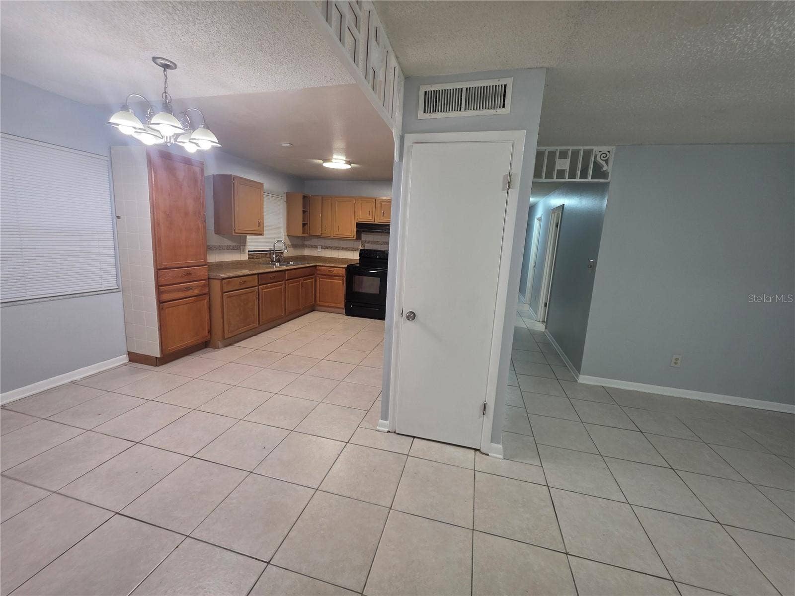 1211 POPPY AVENUE, Orlando, FL 32811 1211 POPPY AVENUE, Orlando, FL 32811