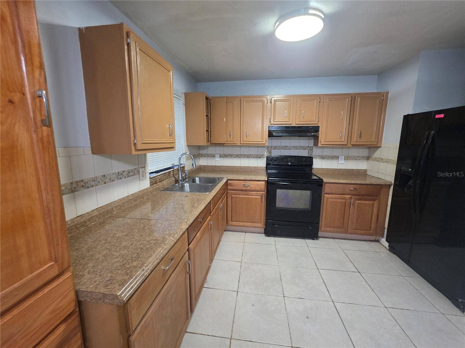 1211 POPPY AVENUE, Orlando, FL 32811 1211 POPPY AVENUE, Orlando, FL 32811