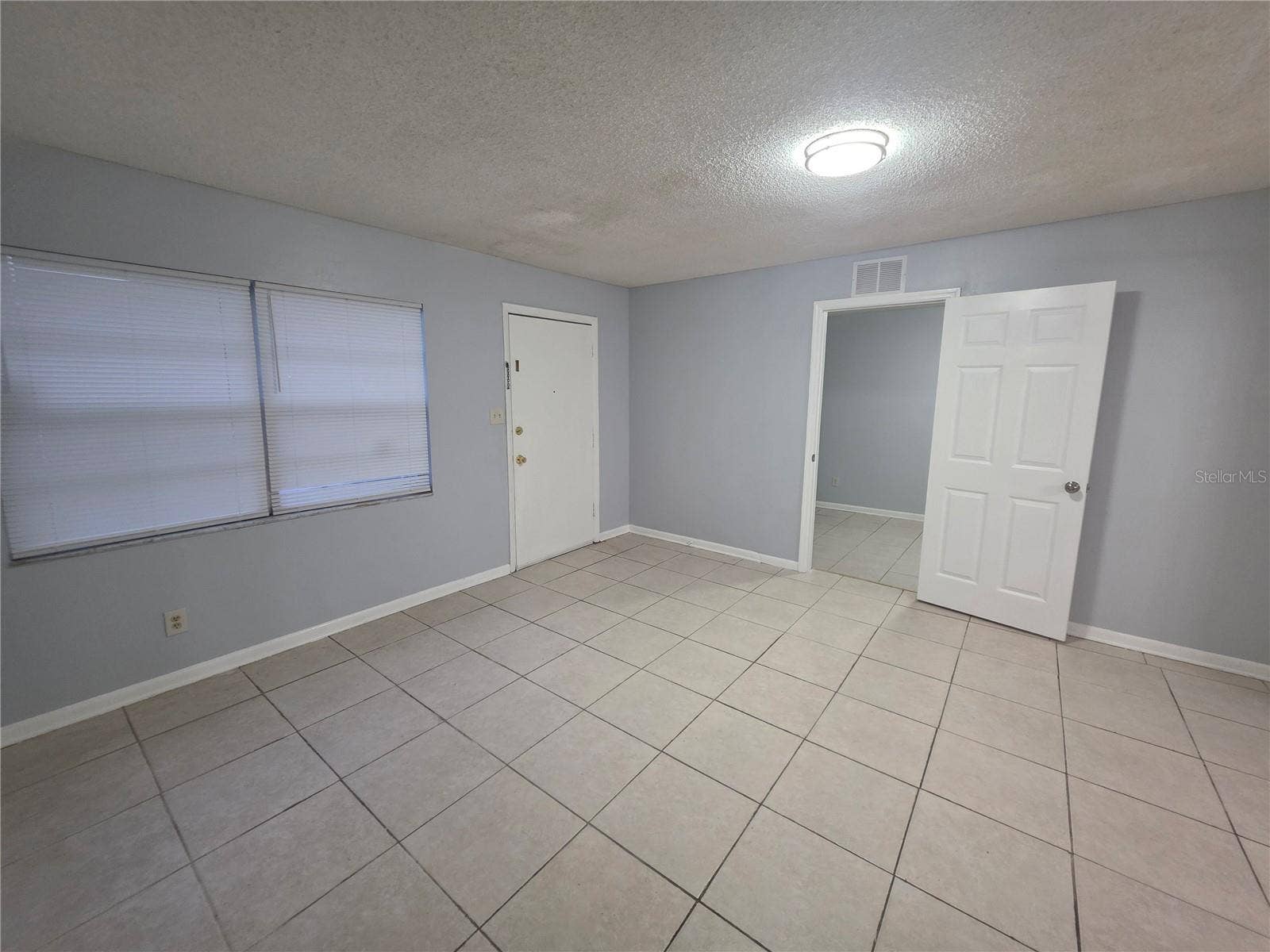 1211 POPPY AVENUE, Orlando, FL 32811 1211 POPPY AVENUE, Orlando, FL 32811