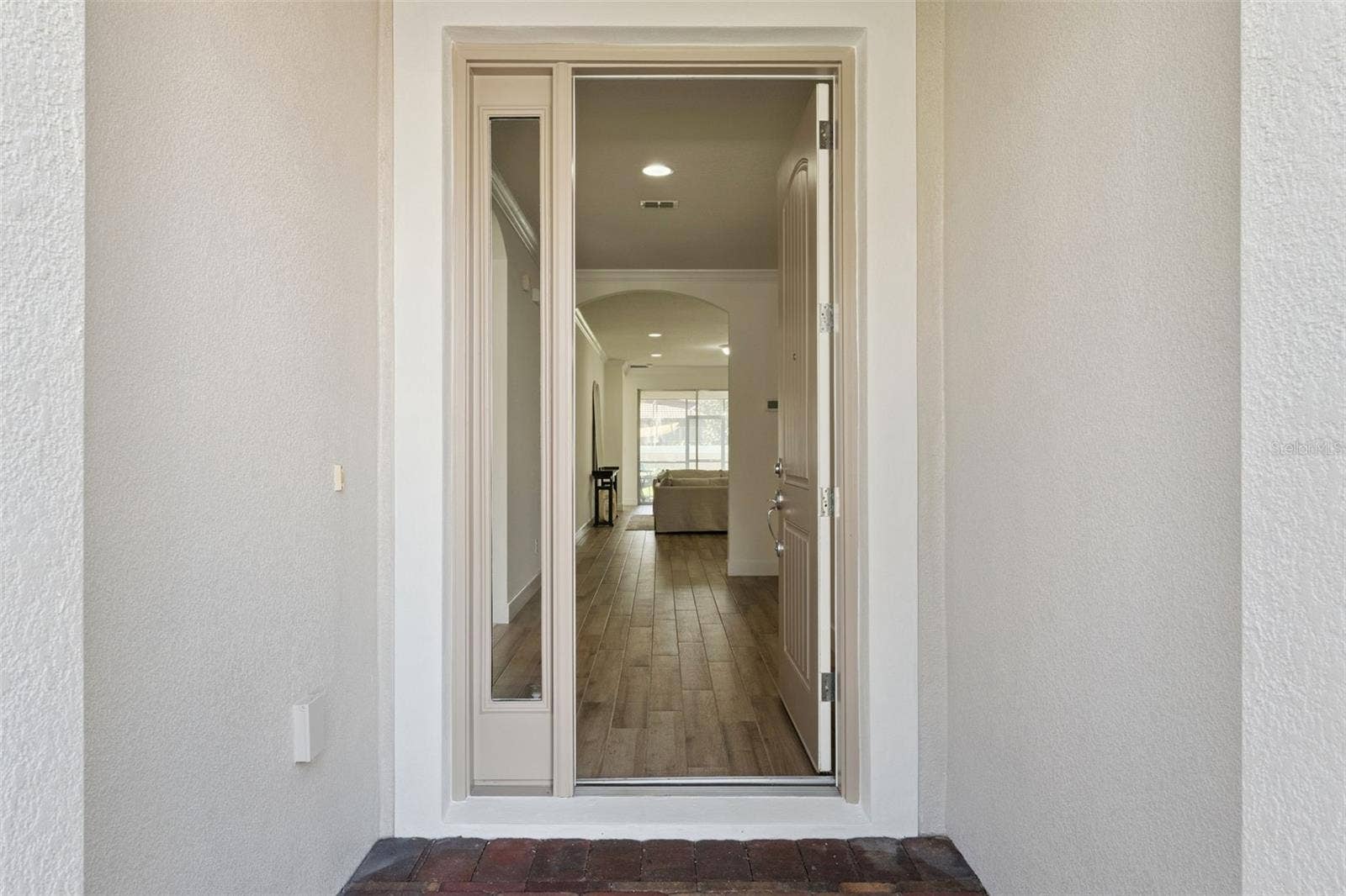 11824 PADUA LANE, Orlando, FL 32827 Covered Entry