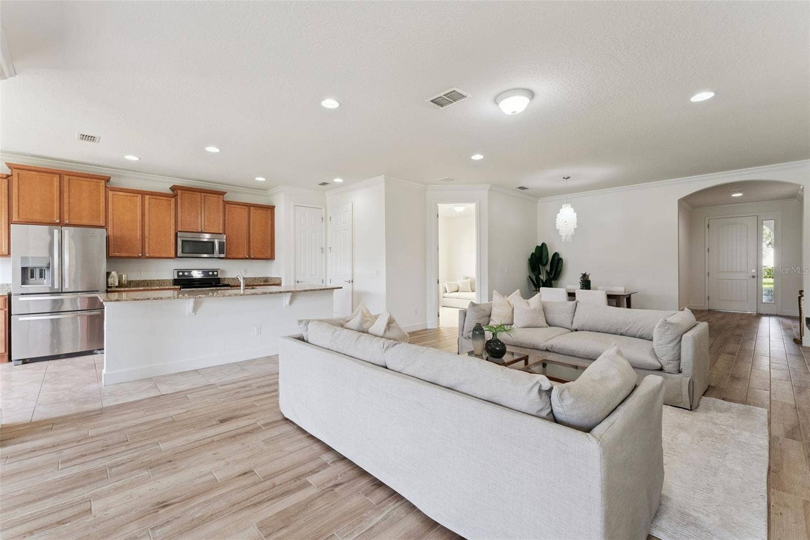 11824 PADUA LANE, Orlando, FL 32827 Family Room & Kitchen
