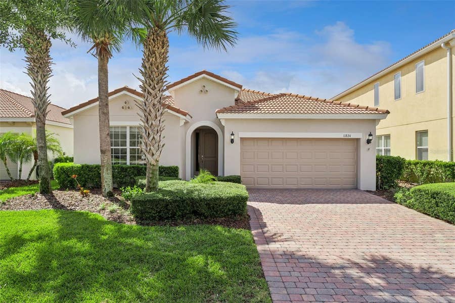 Property photo for 11824 PADUA LANE, Orlando, FL