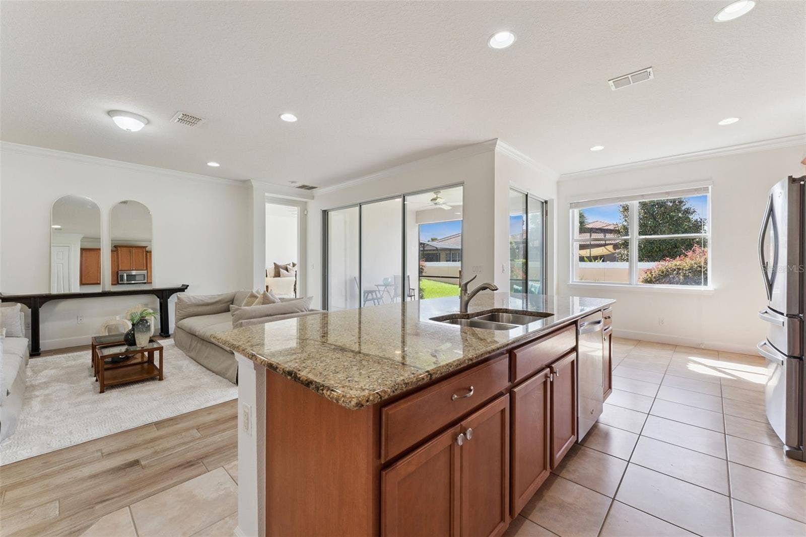 11824 PADUA LANE, Orlando, FL 32827 Kitchen