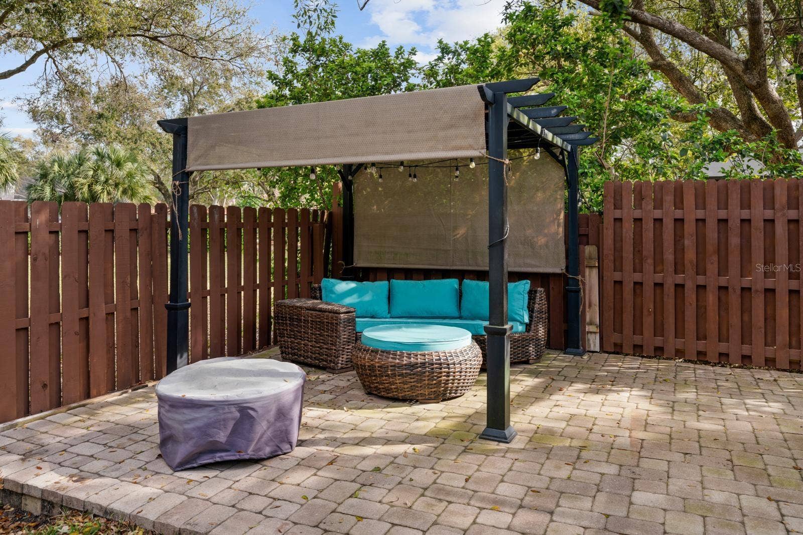 6339 COOPERS GREEN COURT, Orlando, FL 32819 6339 COOPERS GREEN COURT, Orlando, FL 32819
