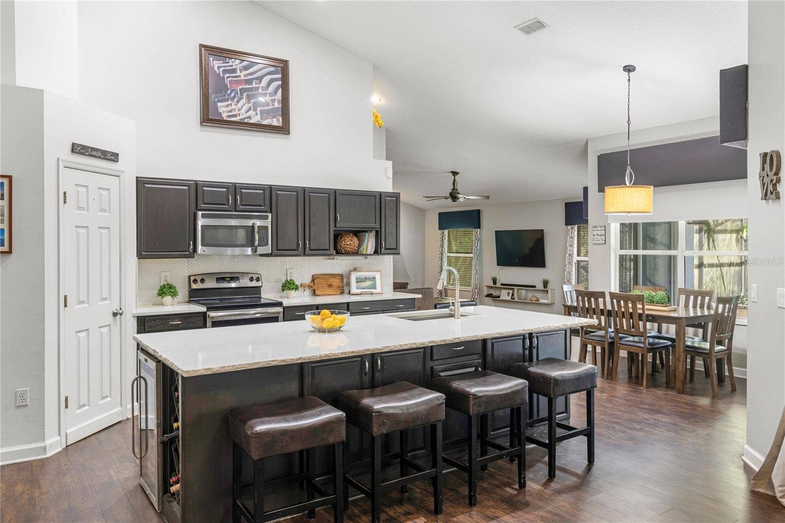 6897 SYLVAN WOODS DRIVE, Sanford, FL 32771 6897 SYLVAN WOODS DRIVE, Sanford, FL 32771