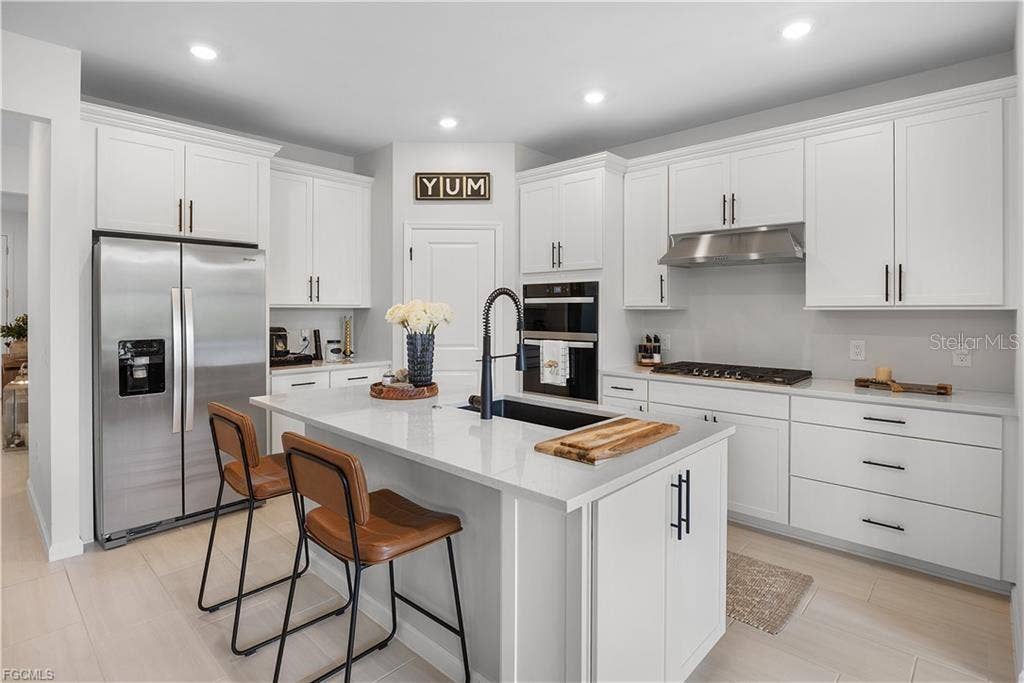 10388 MADDOX LN, Bonita Springs, FL 34135 10388 MADDOX LN, Bonita Springs, FL 34135