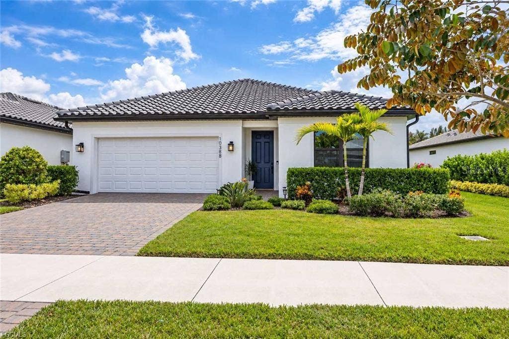 10388 MADDOX LN, Bonita Springs, FL 34135 10388 MADDOX LN, Bonita Springs, FL 34135
