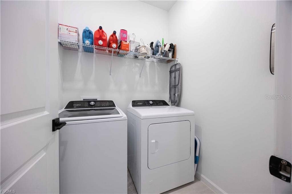 10388 MADDOX LN, Bonita Springs, FL 34135 10388 MADDOX LN, Bonita Springs, FL 34135