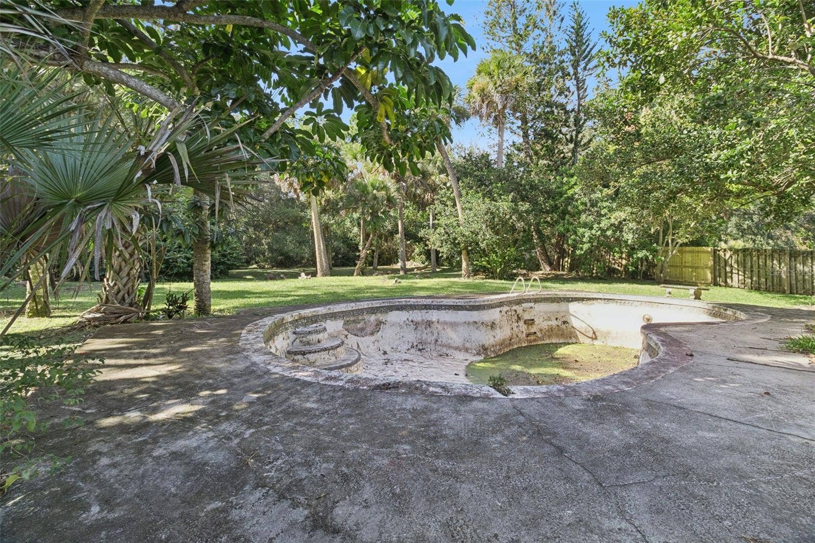 351 N LAILA DRIVE, West Melbourne, FL 32904