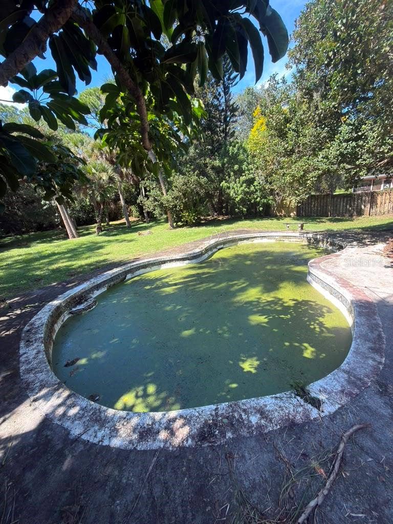 351 N LAILA DRIVE, West Melbourne, FL 32904