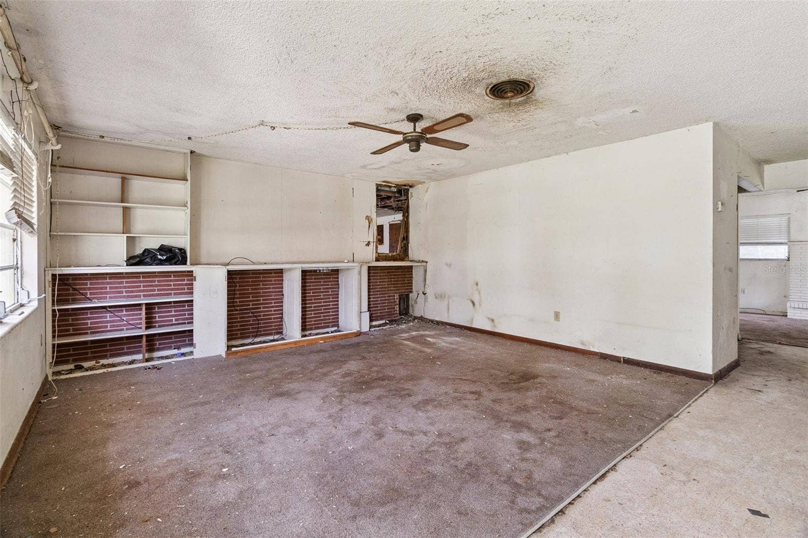 351 N LAILA DRIVE, West Melbourne, FL 32904