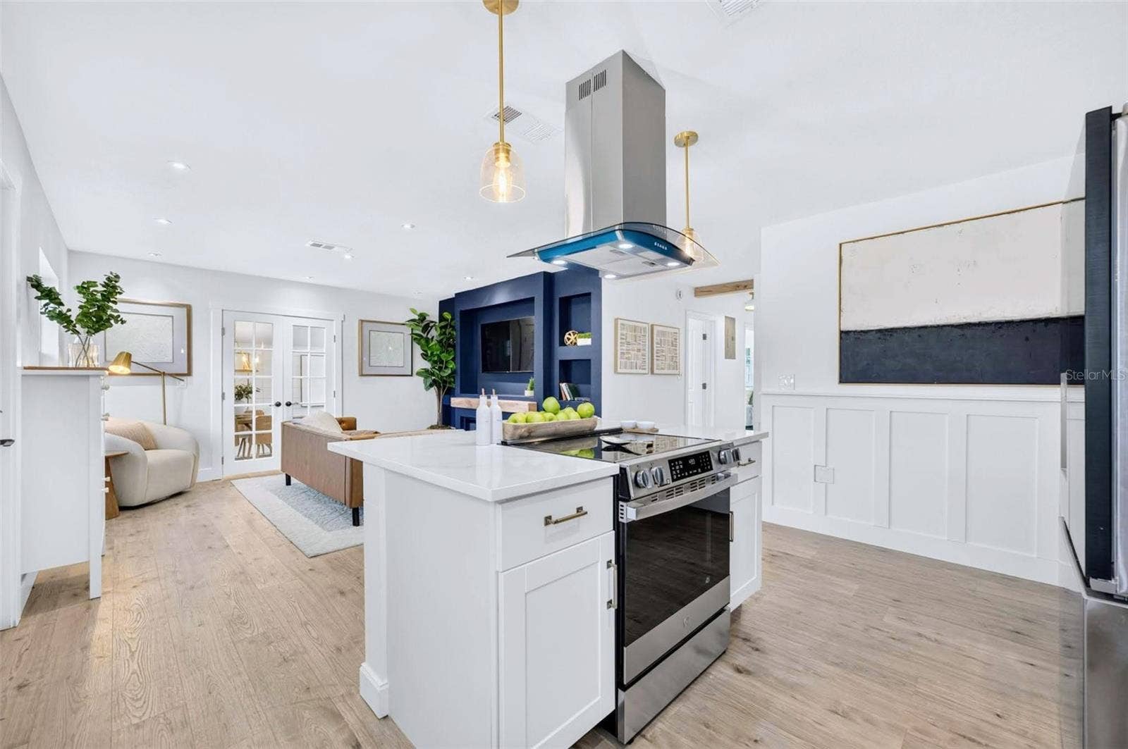 2168 RIDGE DRIVE, Winter Park, FL 32792 Gold pendant lights give the pop of color and also the bling factor as well to add to the overall look of this home.