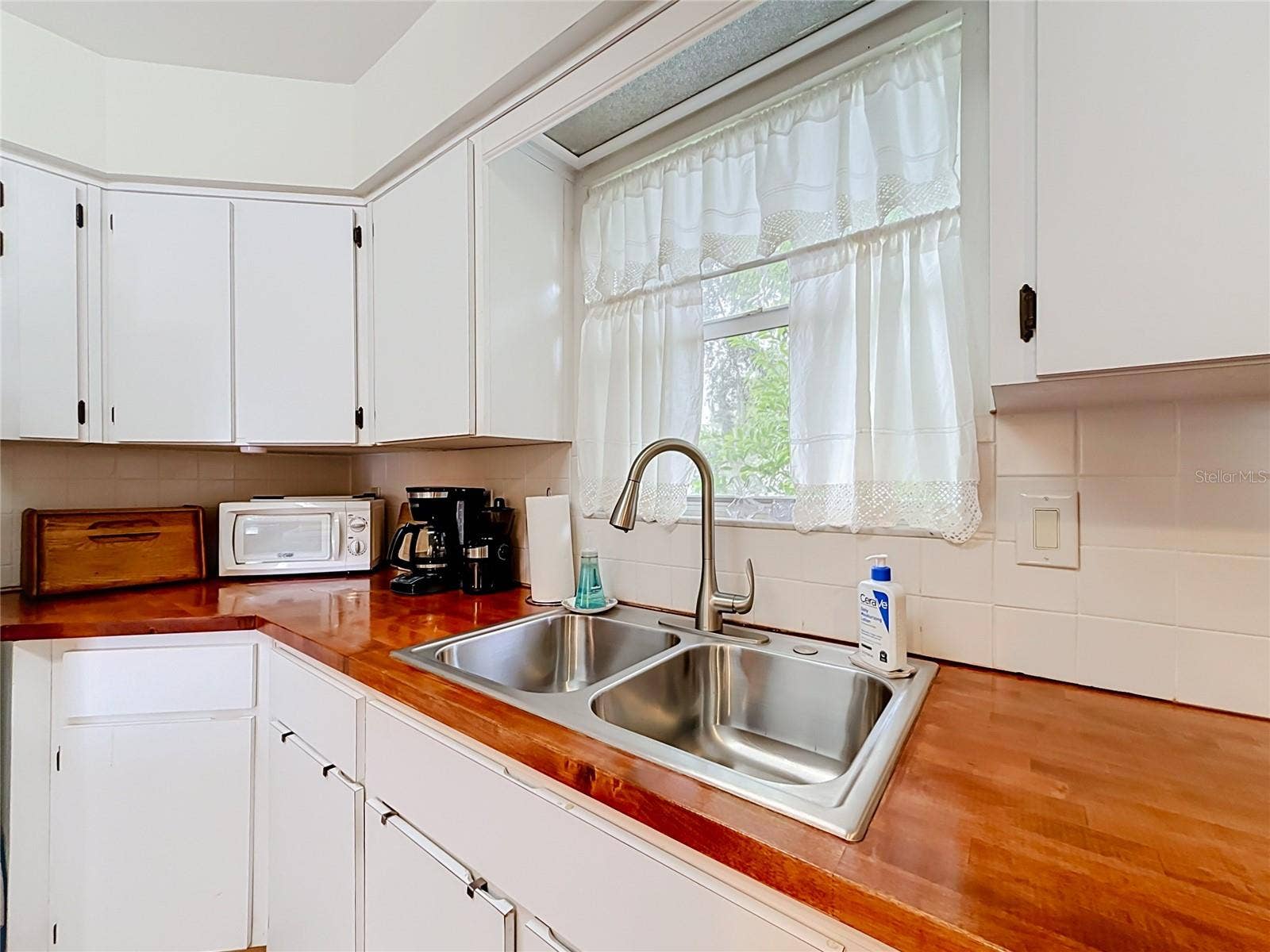 1038 SCOTCH PINE COURT, Leesburg, FL 34788 Kitchen